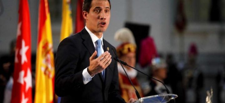 Guaido-sanciones-Foto-Archivo-696x392